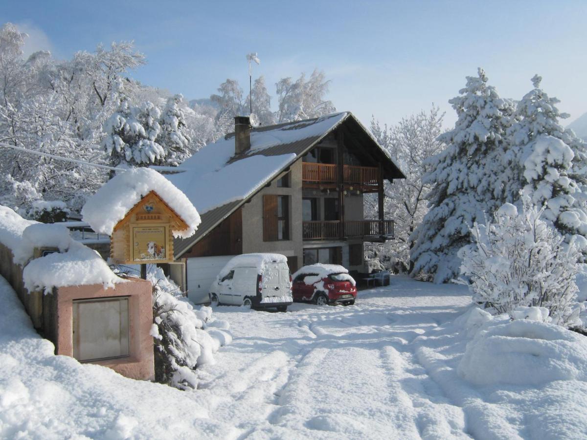 Le Petit Randonneur Bed & Breakfast Briançon Екстериор снимка