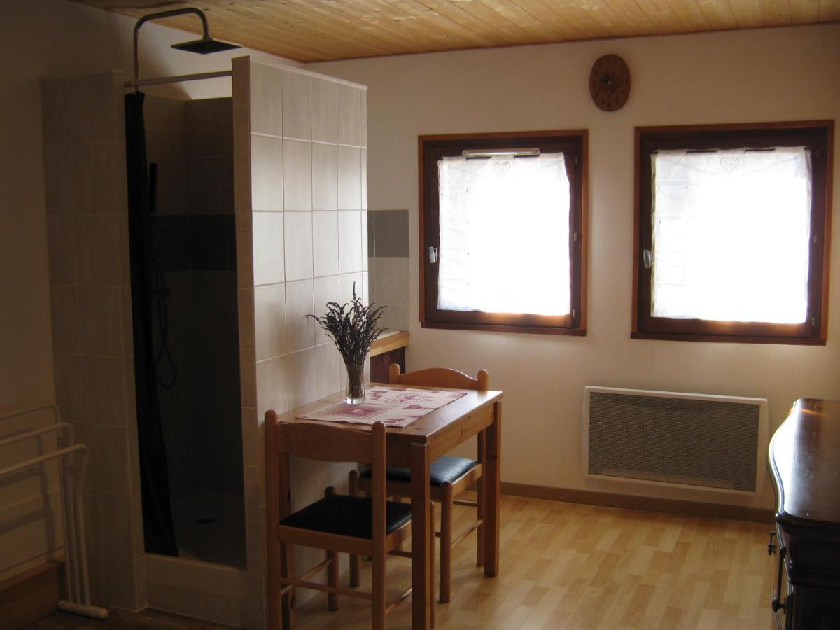 Le Petit Randonneur Bed & Breakfast Briançon Екстериор снимка
